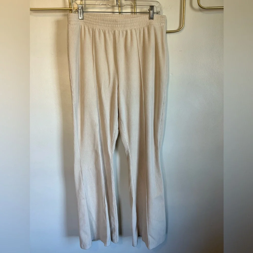 Aerie Large Long Corduroy Flare Leg Pants/Leggings - Picture 1 of 8